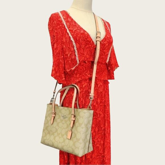 NWT Coach C4250 Mollie Tote 25 In Signature Canvas IN Light Khaki Faded Blush - Picture 7 of 7